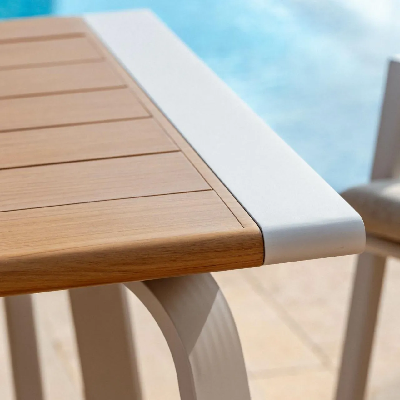 MOBELLIA Table de jardin rectangulaire en aluminium 10 places (240 x 100 cm) Long Beach cendré Blanc New