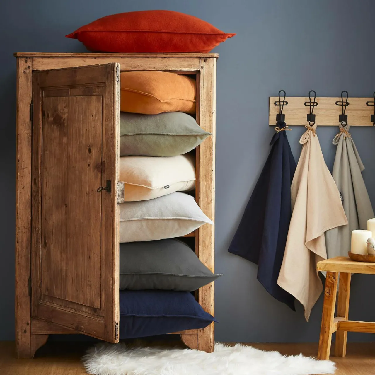 EMINZA Taie d'oreiller carrée flanelle de coton (80 x 80 cm) Nina Bleu nuit Sale