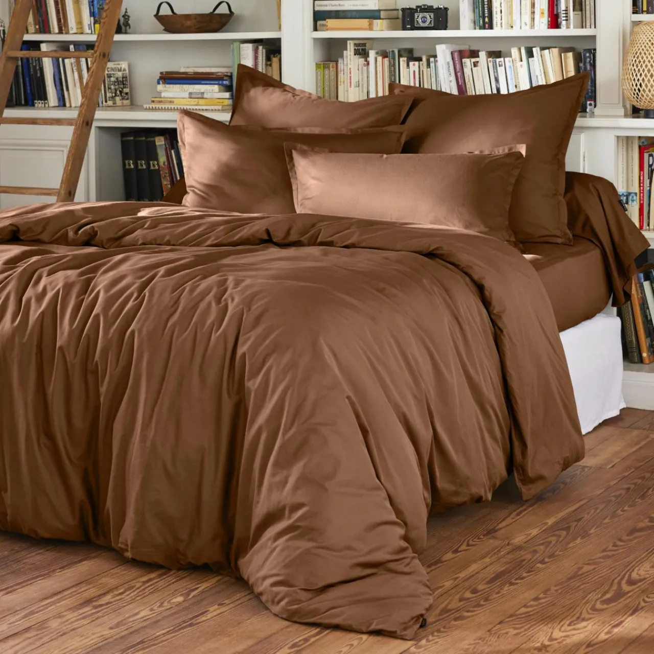 EMINZA Taie d'oreiller carrée percale de coton (80 x 80 cm) Cali Marron Chocolat New