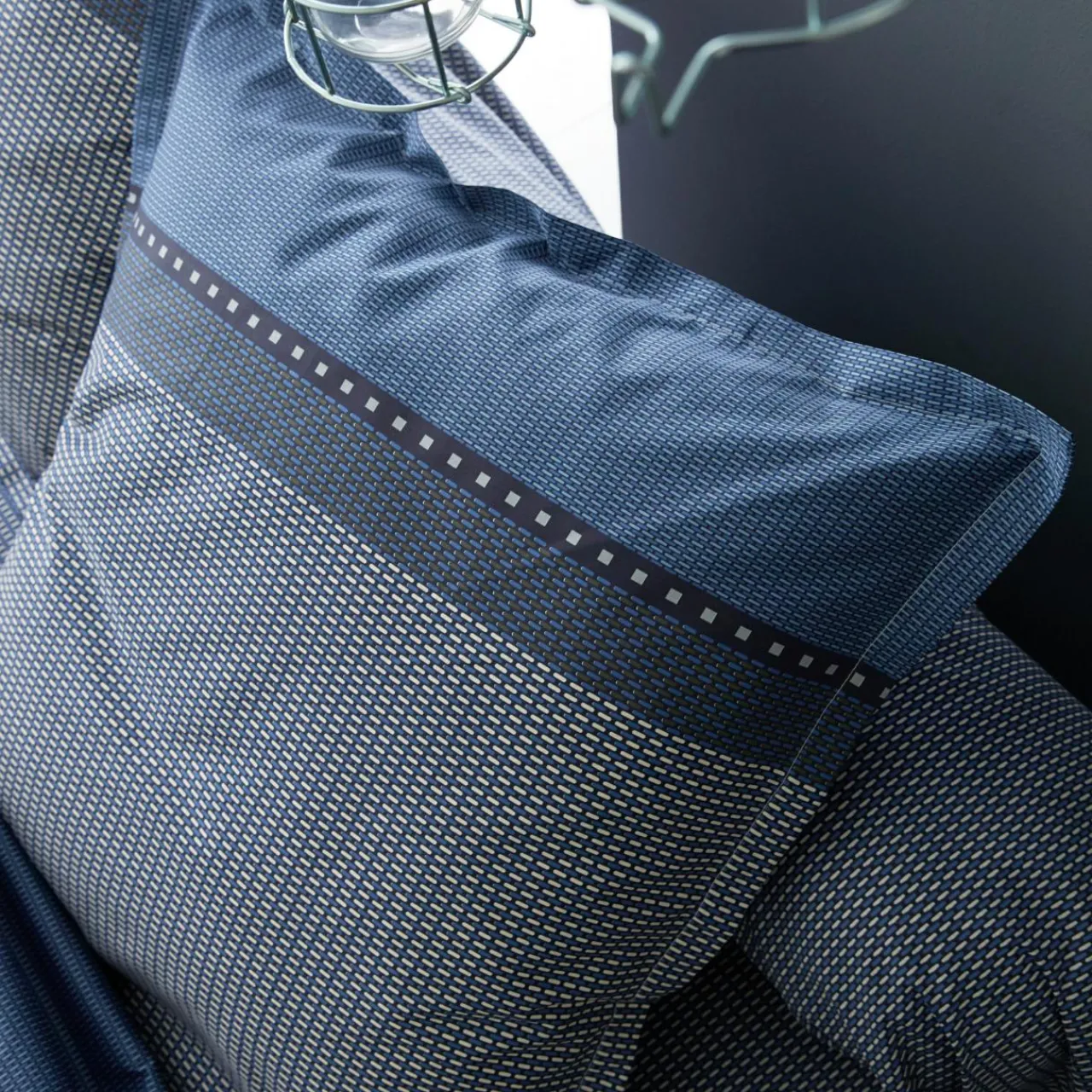 TRADI LINGE Taie d'oreiller rectangulaire satin de coton (50 x 70 cm) Enzo e Bleu
