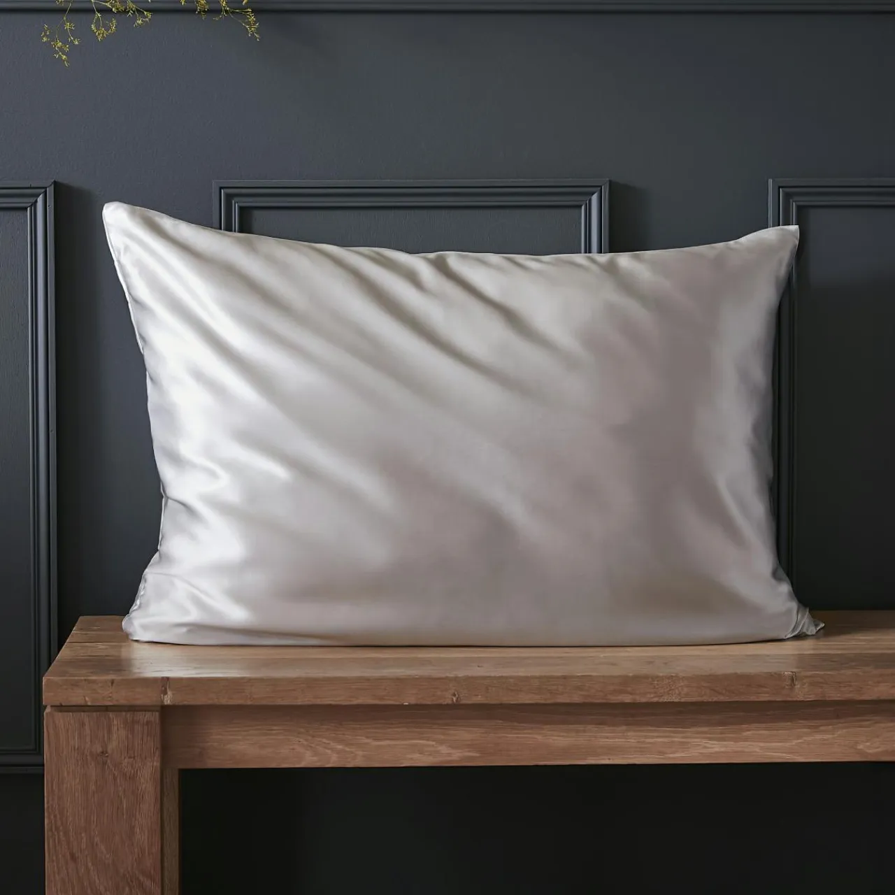 EMINZA Taie d'oreiller rectangulaire soie de mûrier (50 x 80 cm) Mizuki Gris clair Sale