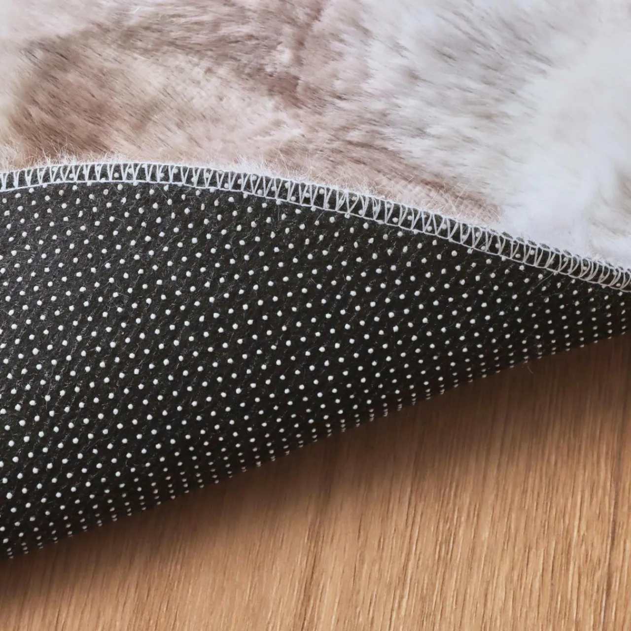 EMINZA Tapis fausse fourrure (120 cm) Toronto Taupe Best
