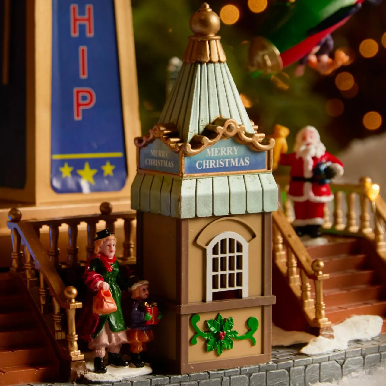 KAEMINGK Village de Noël lumineux, animé et musical (H47 cm) Manège avions Multicolore Outlet