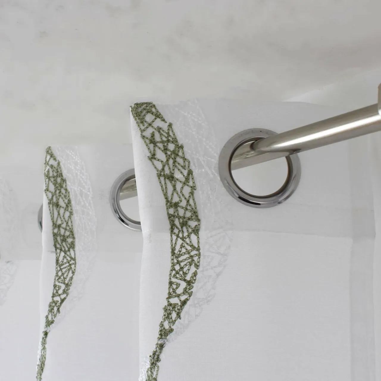 ENJOY HOME Voilage œillets (140 x 240 cm) Matisse Vert olive Sale